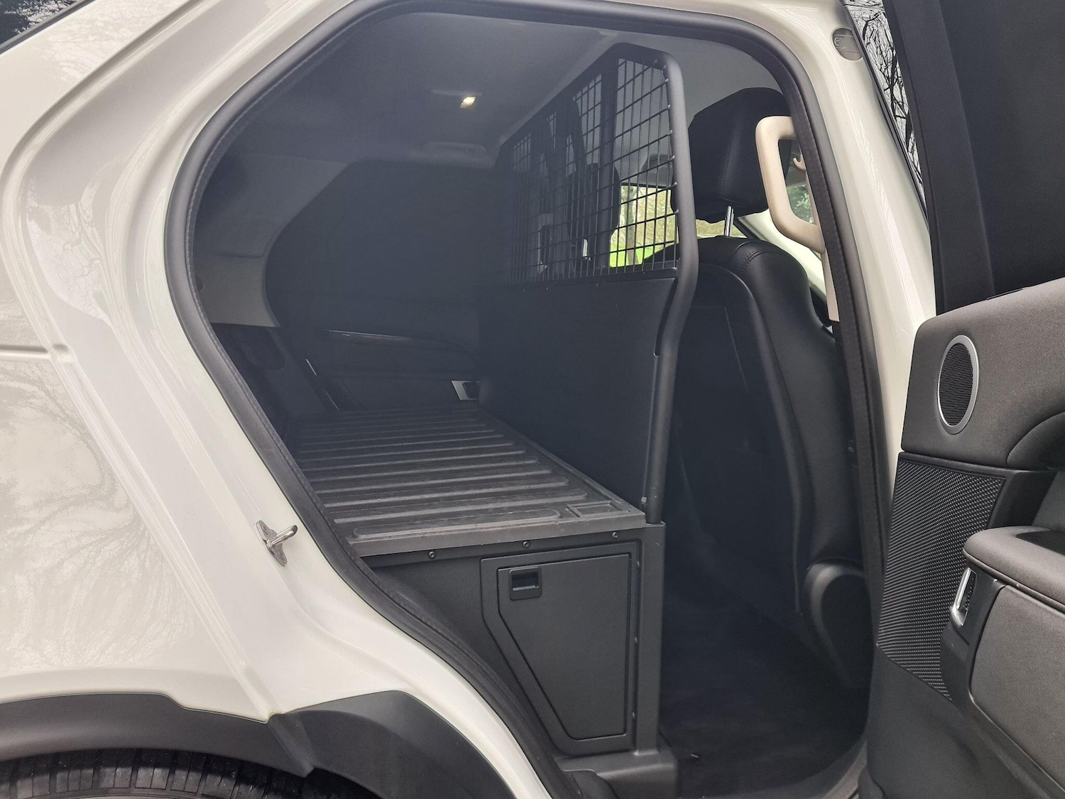 Used Land Rover Discovery 2020 for sale - 77646520: Photo 39