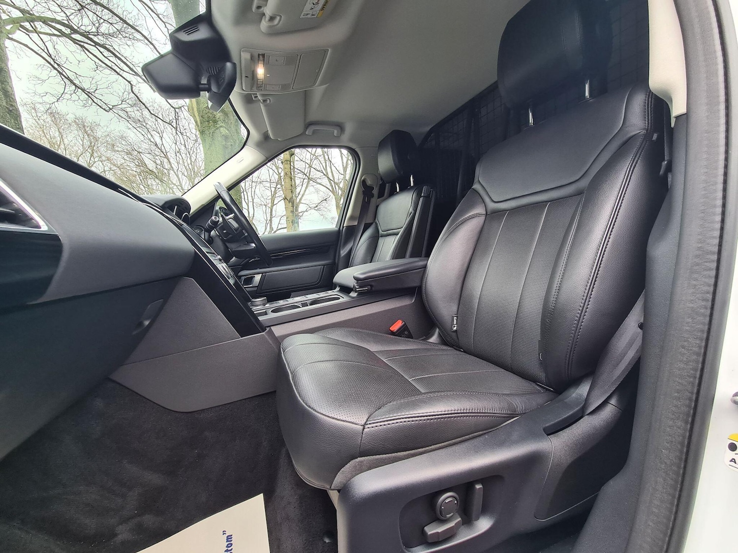 Used Land Rover Discovery 2020 for sale - 77646520: Photo 42