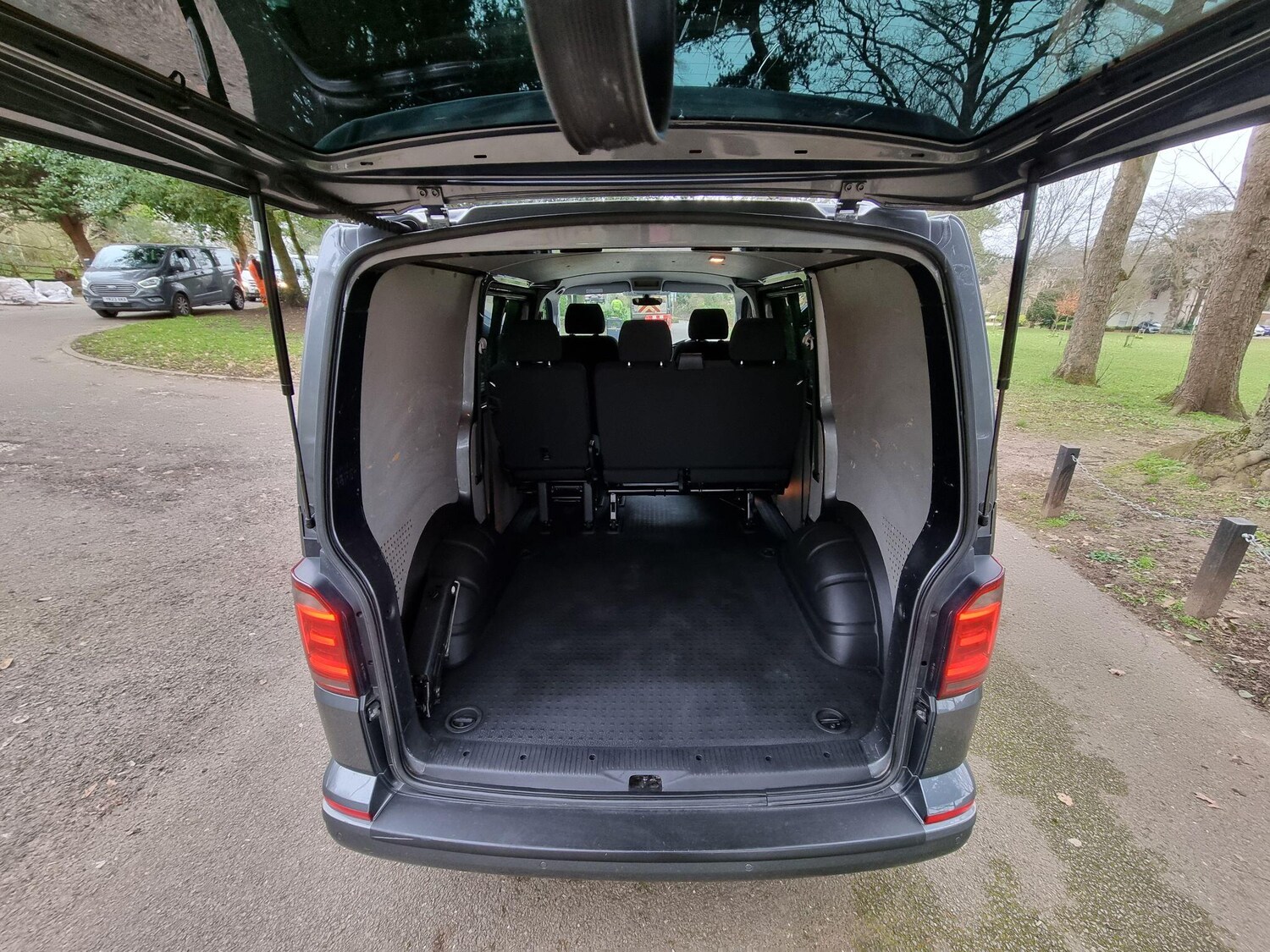 Used Volkswagen Transporter 2019 for sale - 77783999: Photo 32