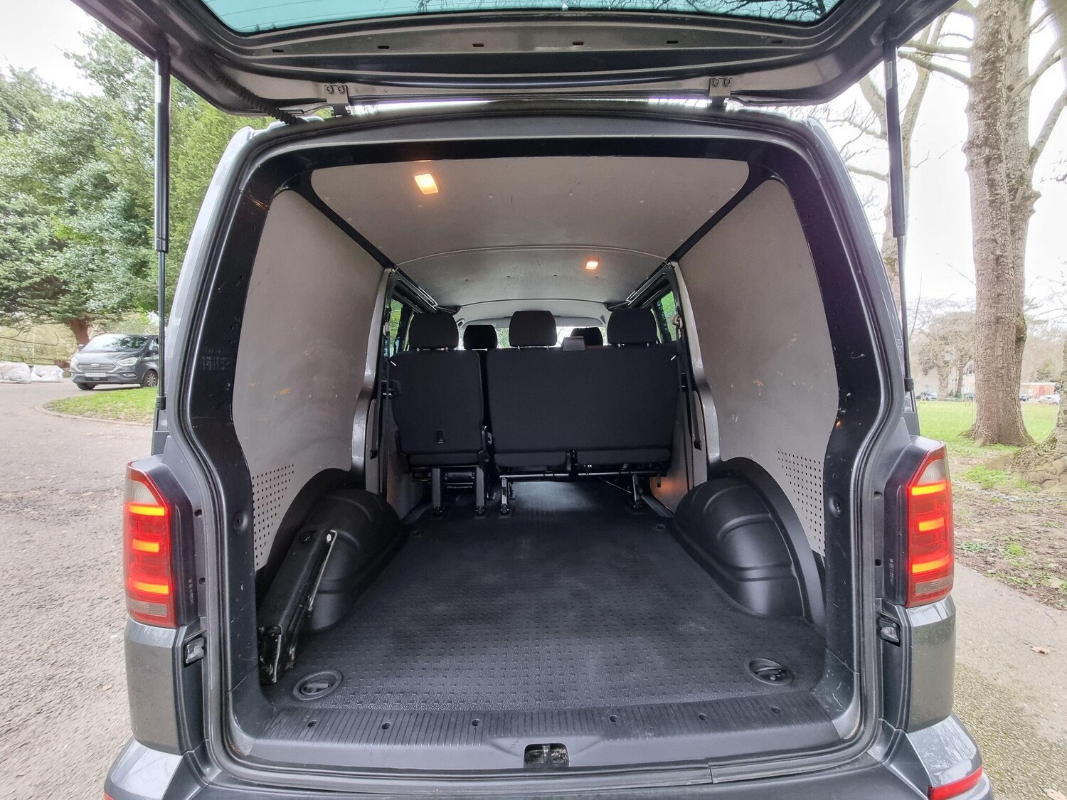 Used Volkswagen Transporter 2019 for sale - 77783999: Photo 34