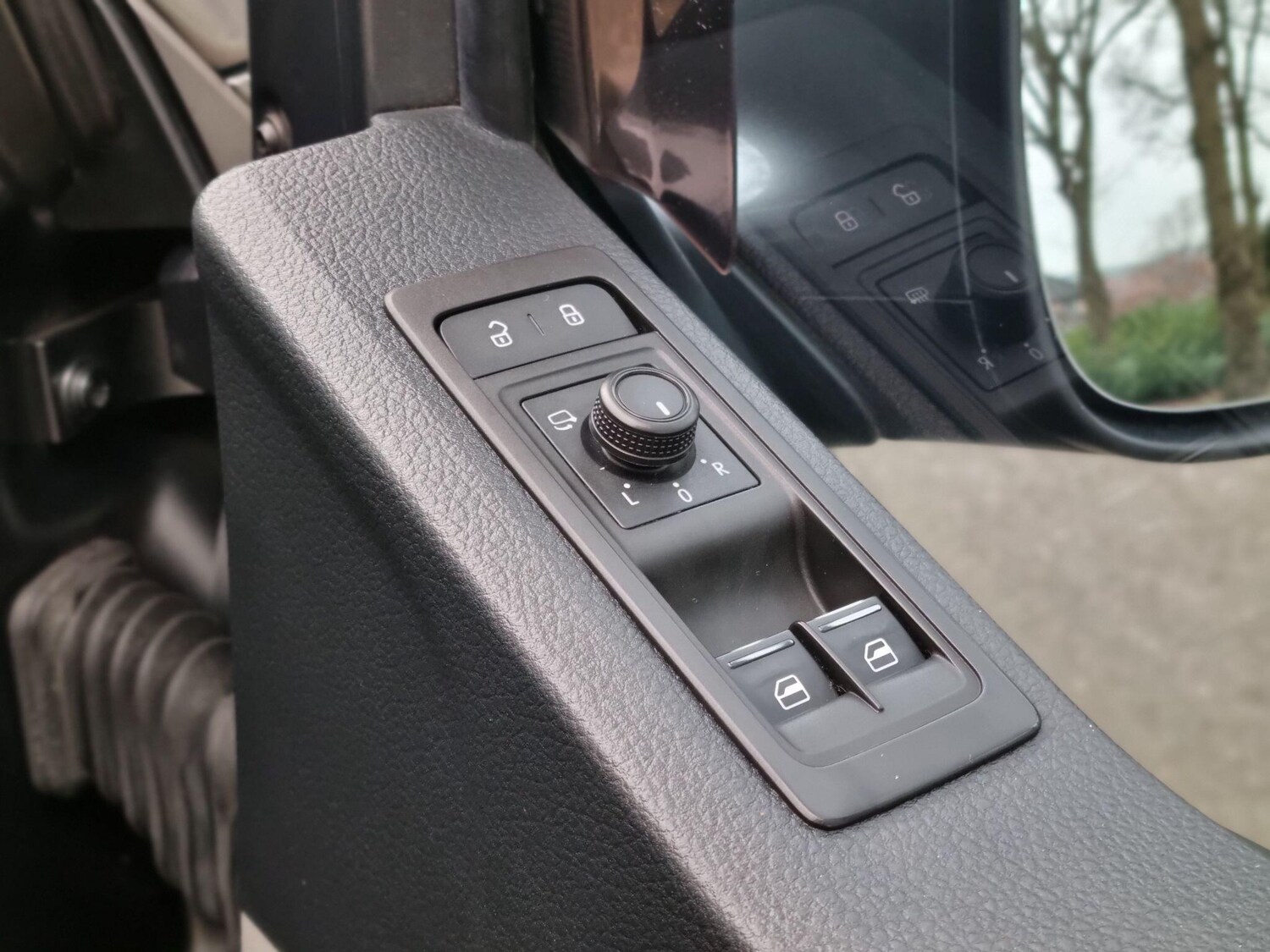 Used Volkswagen Transporter 2019 for sale - 77783999: Photo 51