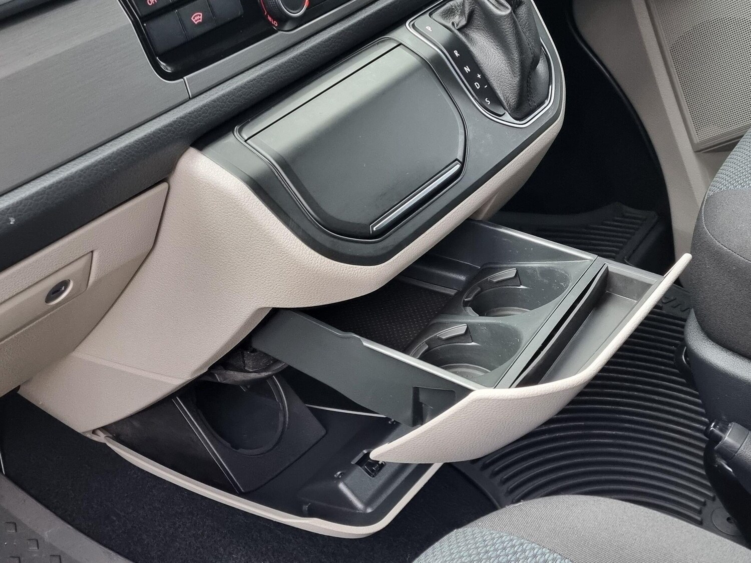 Used Volkswagen Transporter 2019 for sale - 77783999: Photo 72