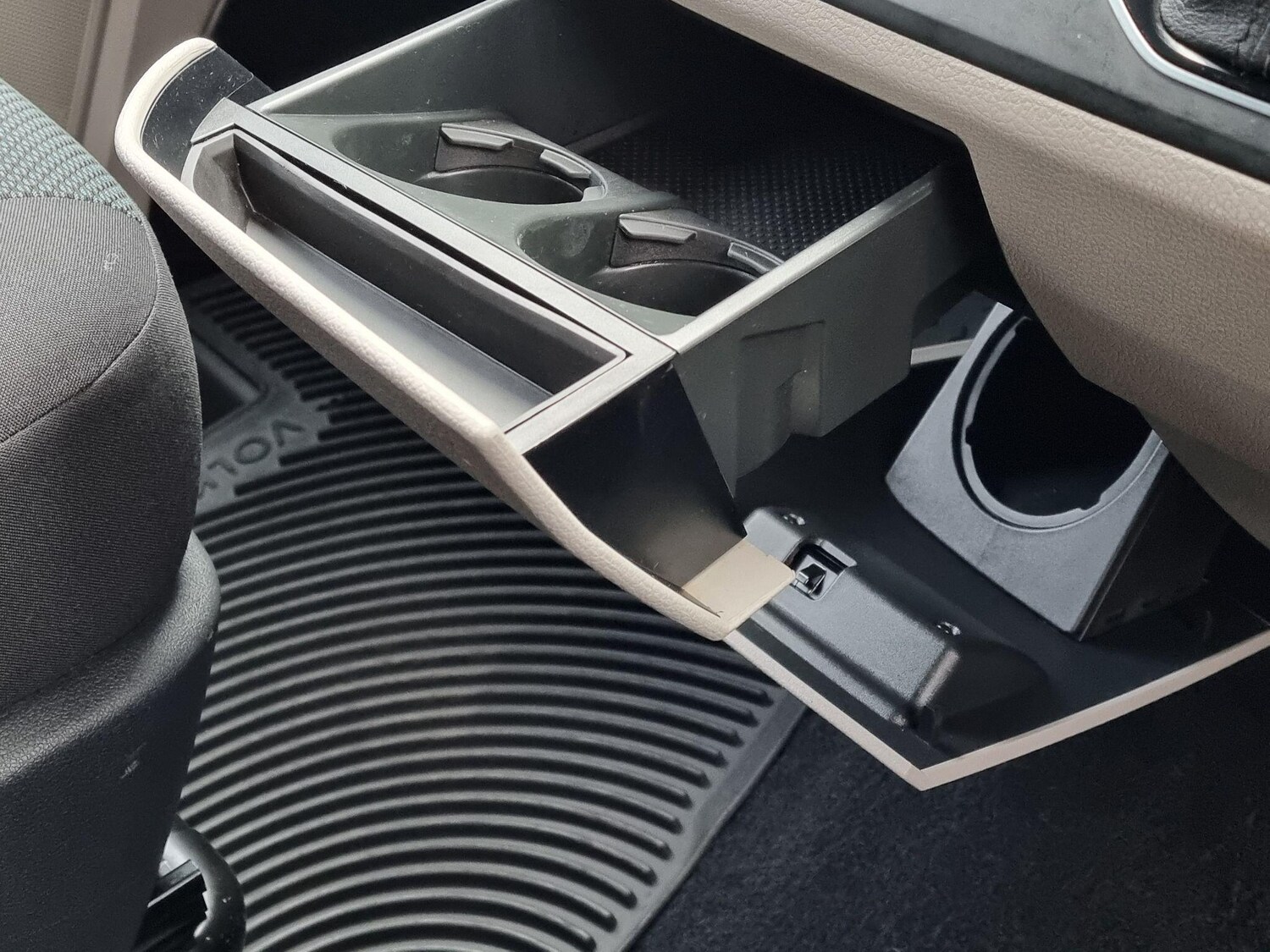 Used Volkswagen Transporter 2019 for sale - 77783999: Photo 73