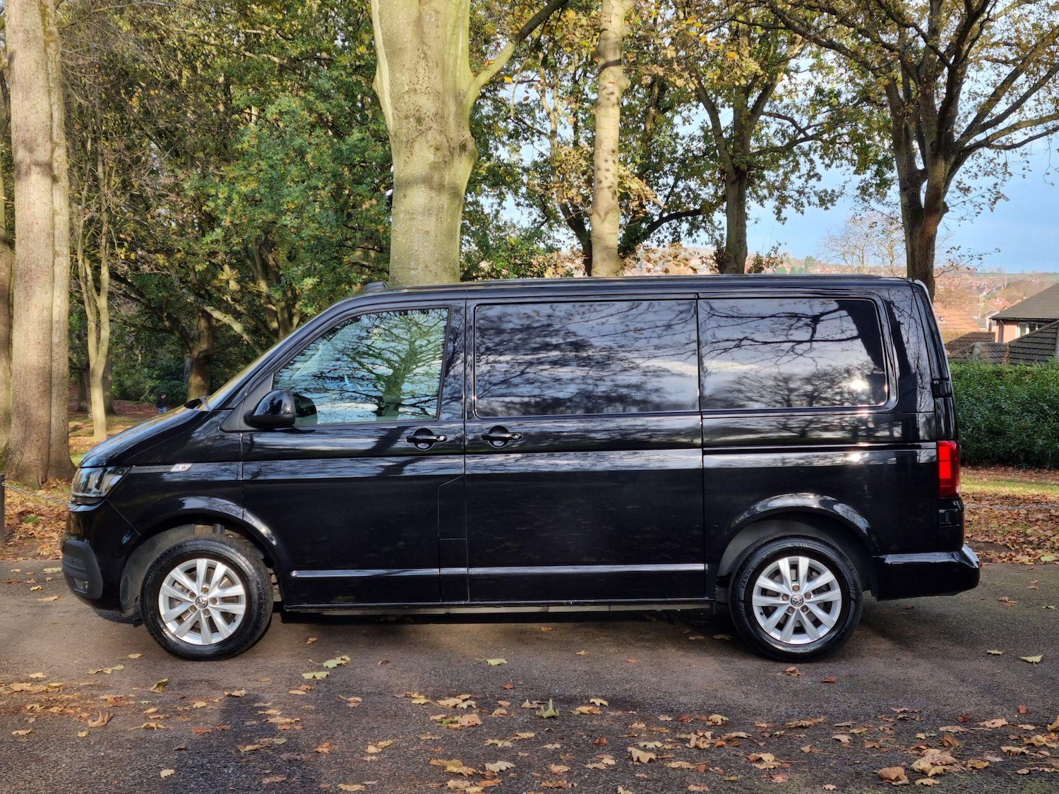 Used Volkswagen Transporter 2024 for sale - 77898611: Photo 11