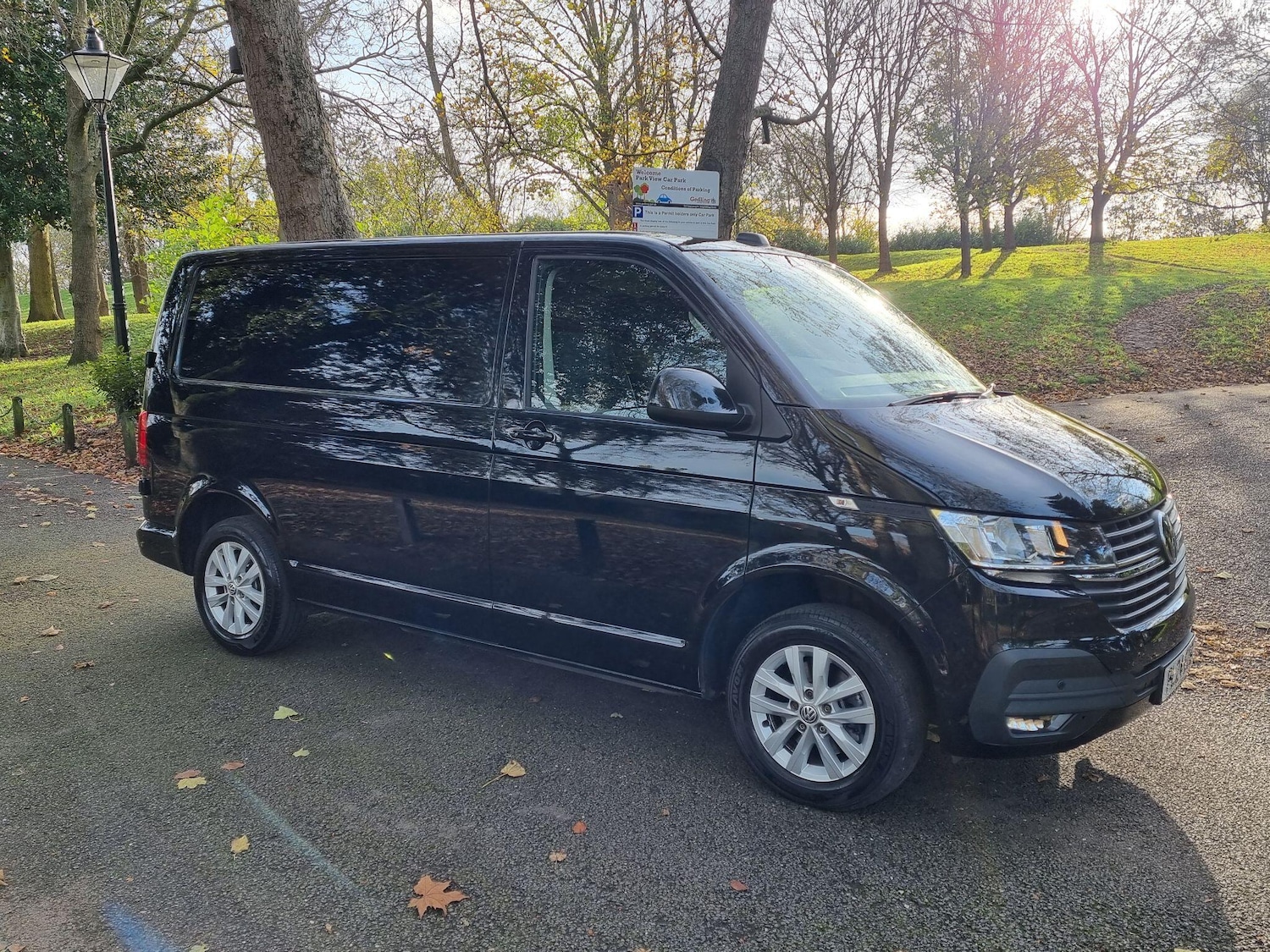 Used Volkswagen Transporter 2024 for sale - 77898611: Photo 2