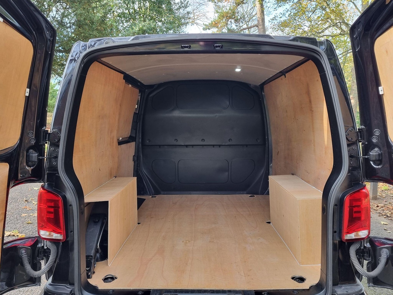 Used Volkswagen Transporter 2024 for sale - 77898611: Photo 21