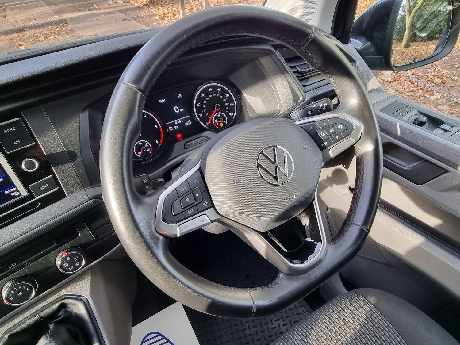 Used Volkswagen Transporter 2024 for sale - 77898611: Photo 51