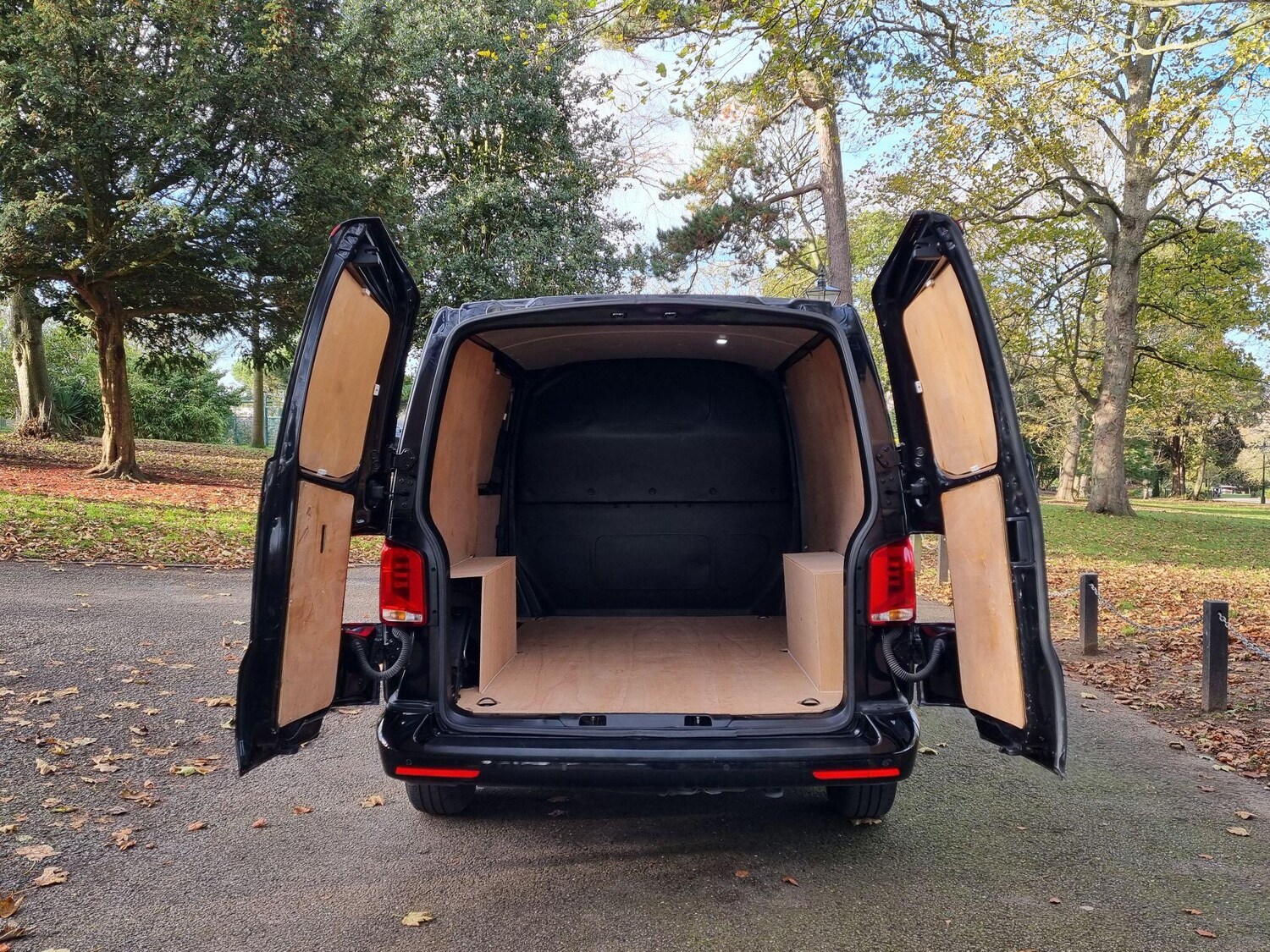 Used Volkswagen Transporter 2024 for sale - 77193199: Photo 19