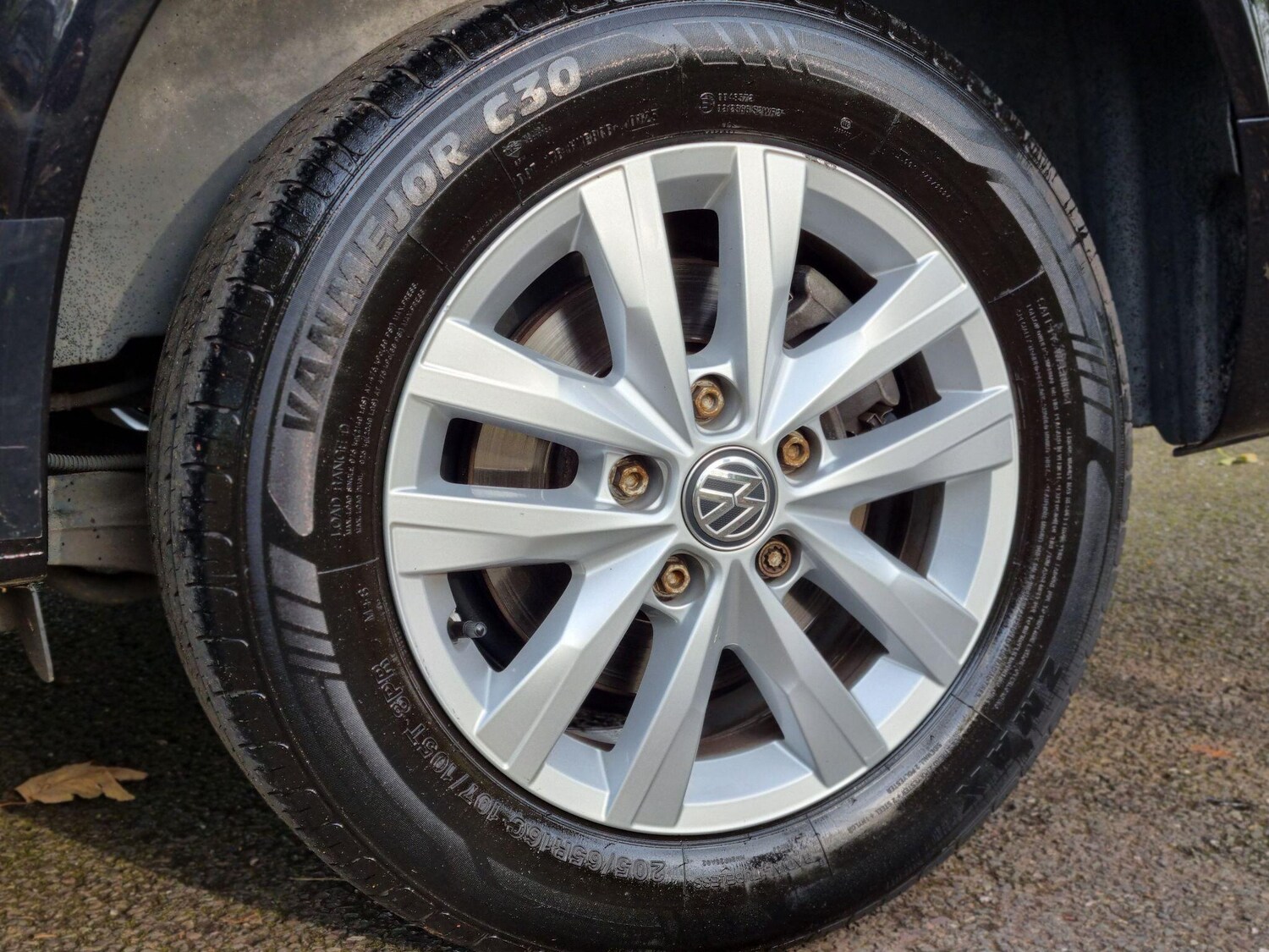 Used Volkswagen Transporter 2024 for sale - 77193199: Photo 30