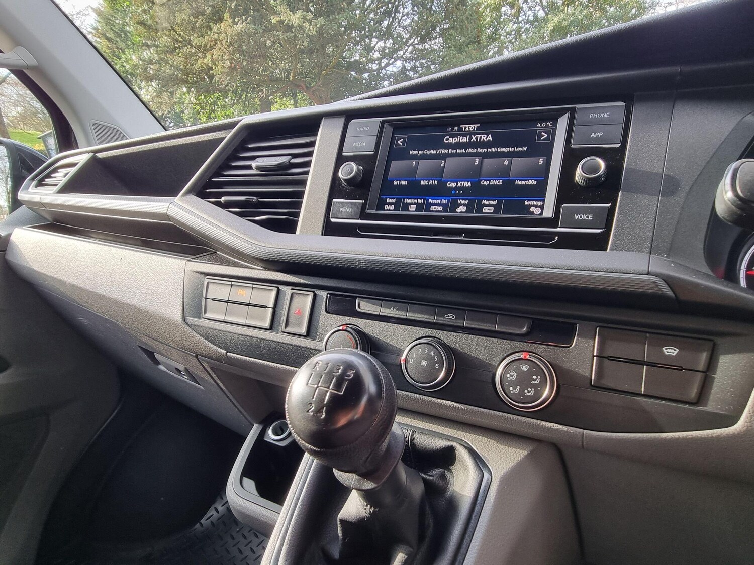 Used Volkswagen Transporter 2024 for sale - 77193199: Photo 49