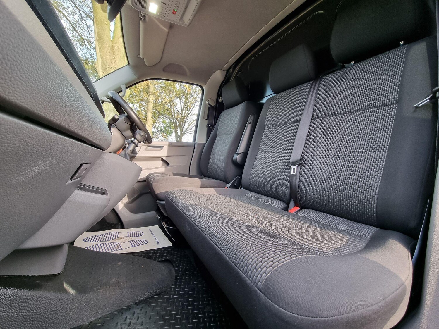 Used Volkswagen Transporter 2024 for sale - 77193199: Photo 52