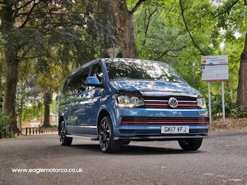 Used Volkswagen Transporter Shuttle 2017 for sale - 79479458: Photo