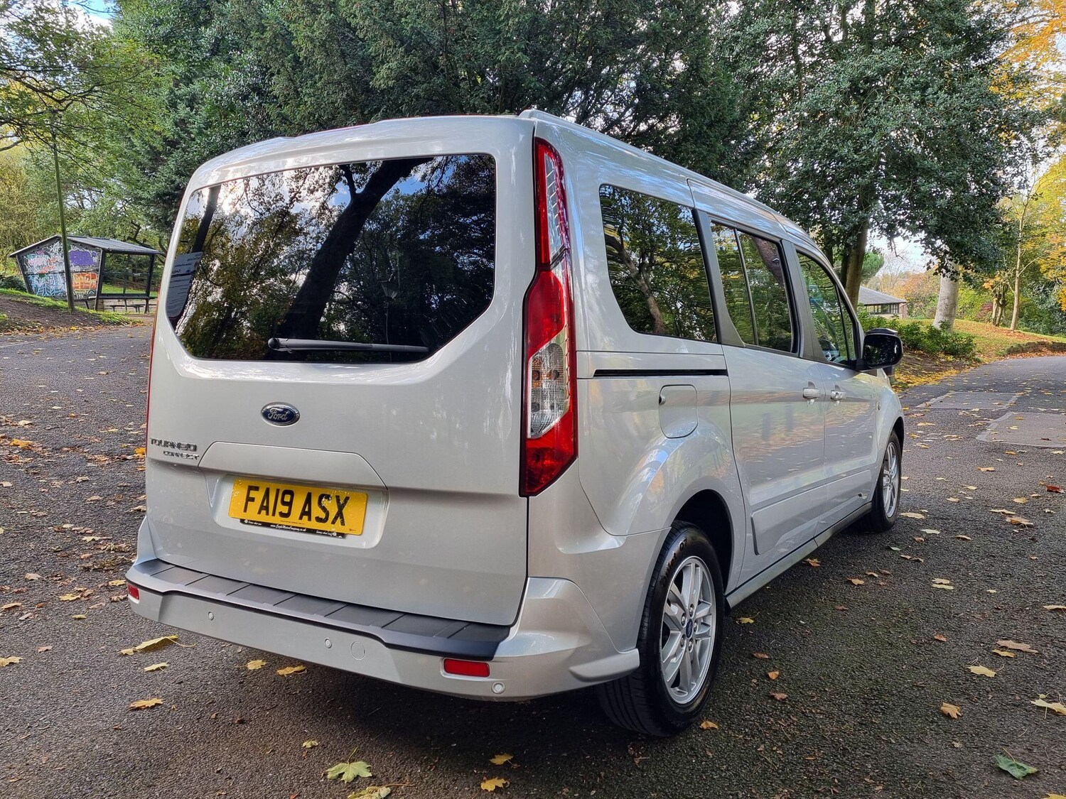 Used Ford Grand Tourneo Connect 2019 for sale - 77193198: Photo 21