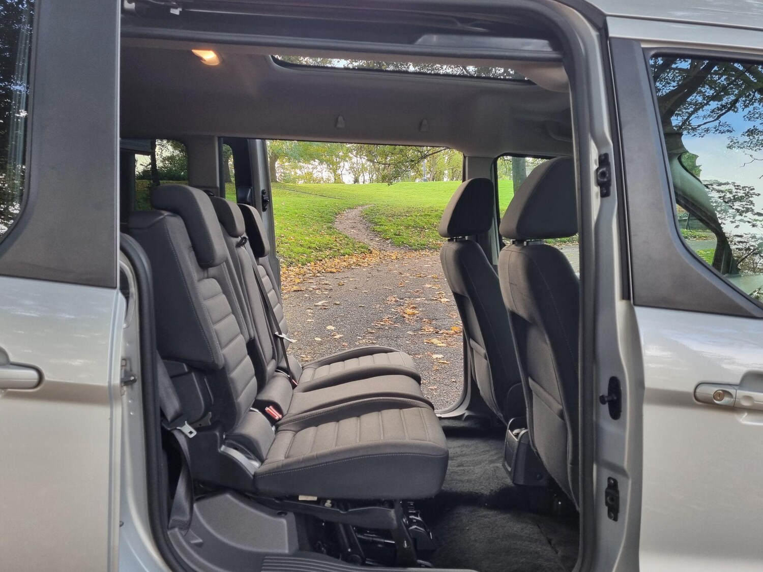 Used Ford Grand Tourneo Connect 2019 for sale - 77193198: Photo 27