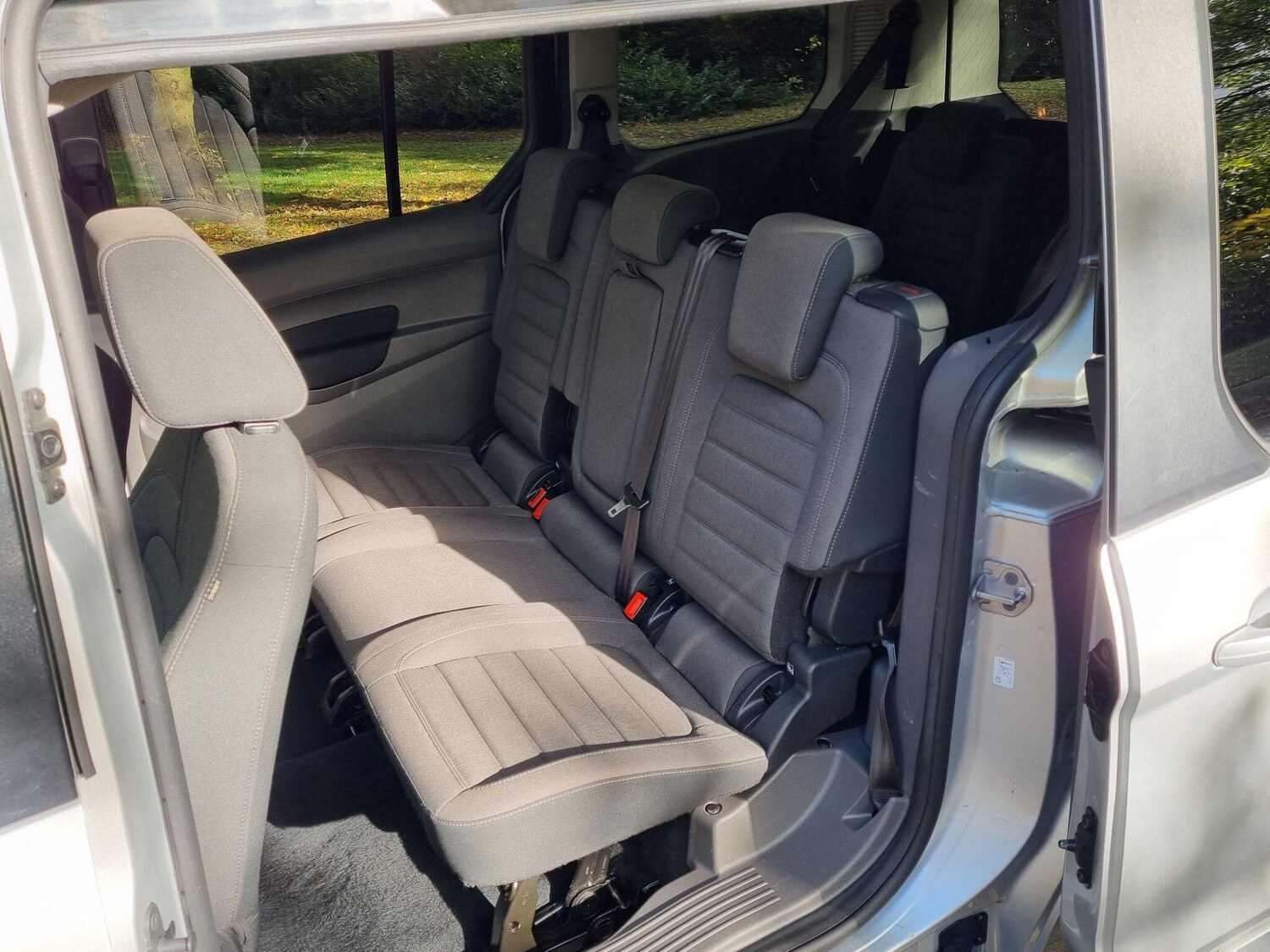 Used Ford Grand Tourneo Connect 2019 for sale - 77193198: Photo 28