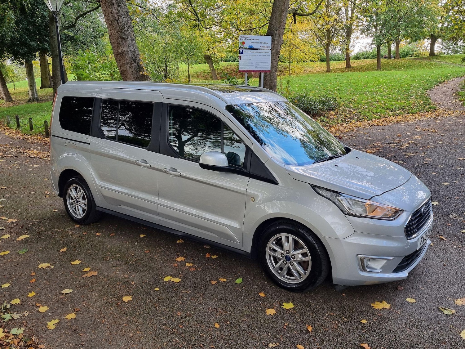Used Ford Grand Tourneo Connect 2019 for sale - 77193198: Photo 3