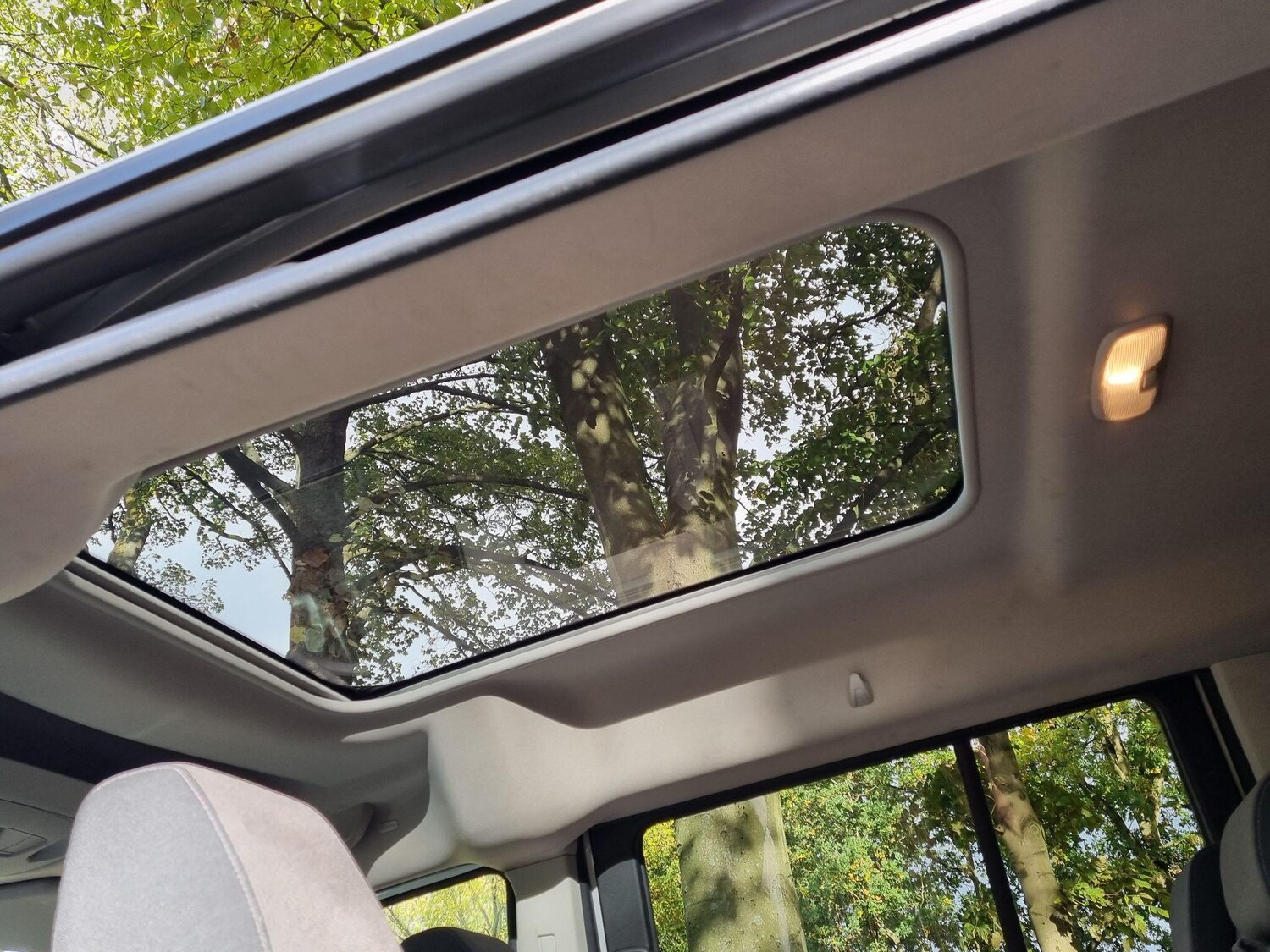 Used Ford Grand Tourneo Connect 2019 for sale - 77193198: Photo 31