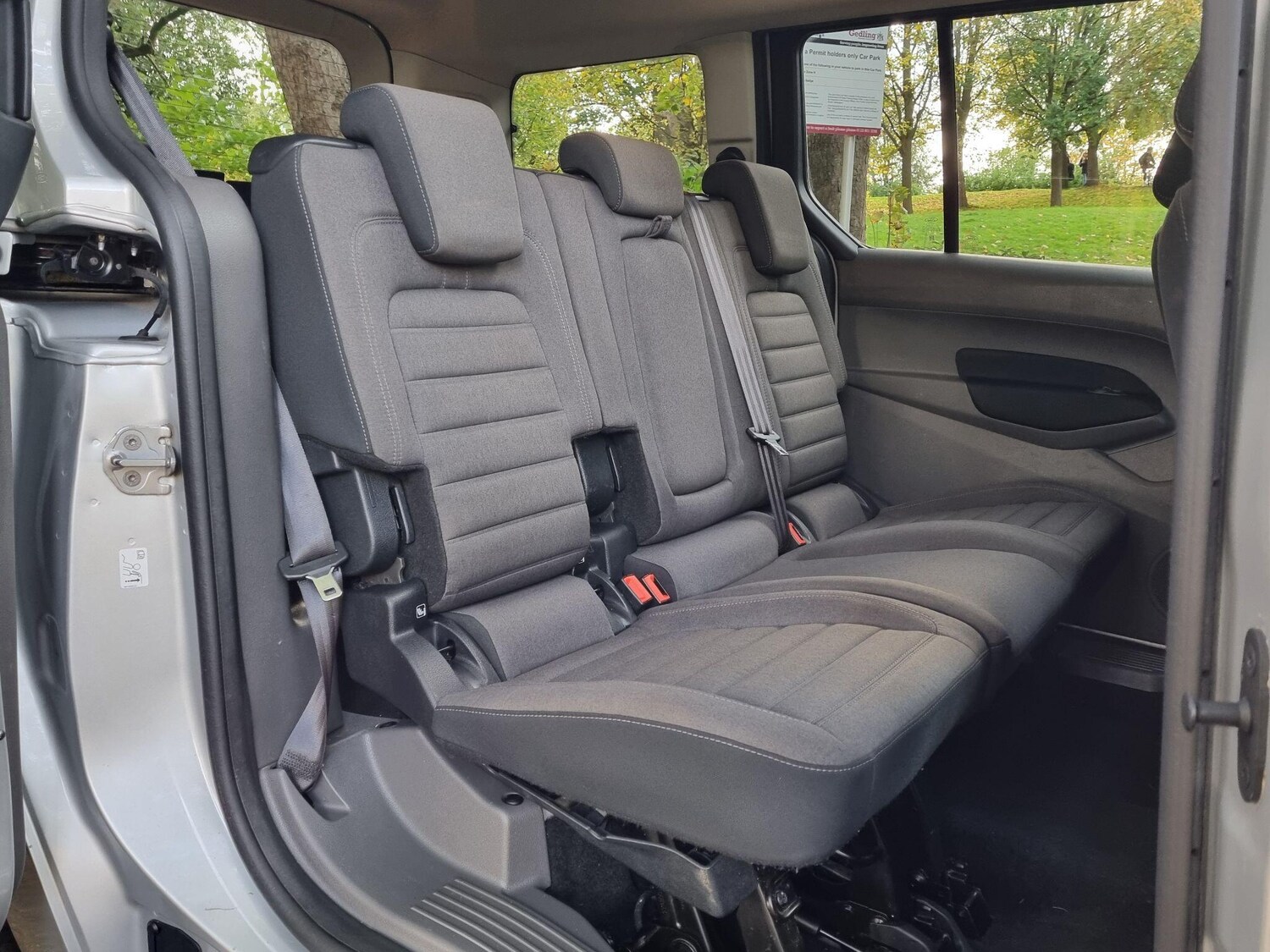 Used Ford Grand Tourneo Connect 2019 for sale - 77193198: Photo 32