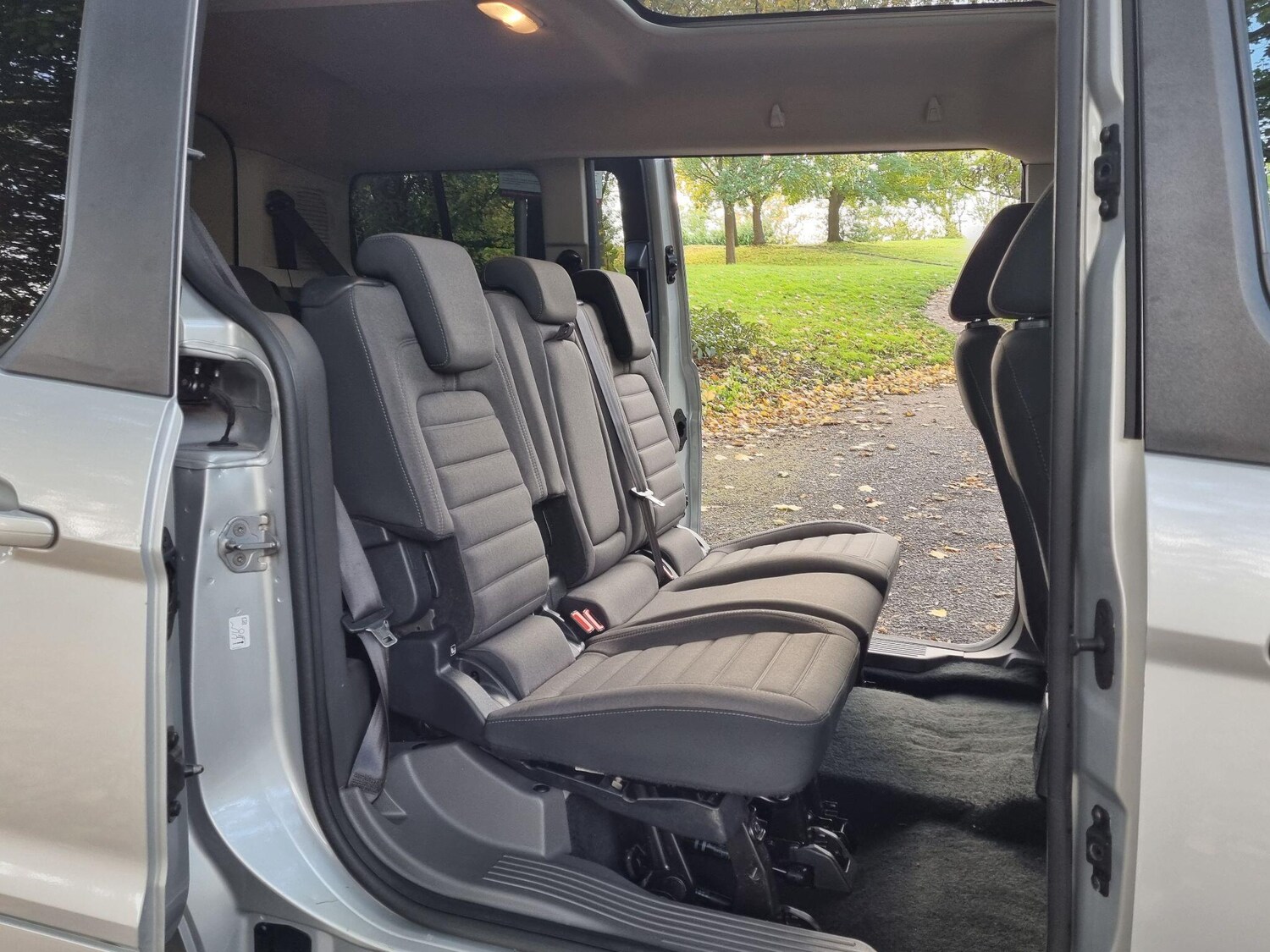 Used Ford Grand Tourneo Connect 2019 for sale - 77193198: Photo 34