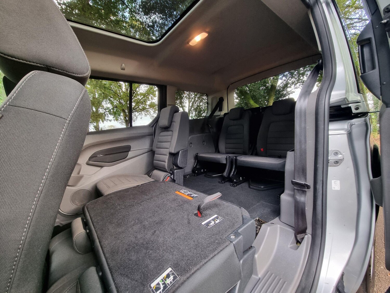 Used Ford Grand Tourneo Connect 2019 for sale - 77193198: Photo 36