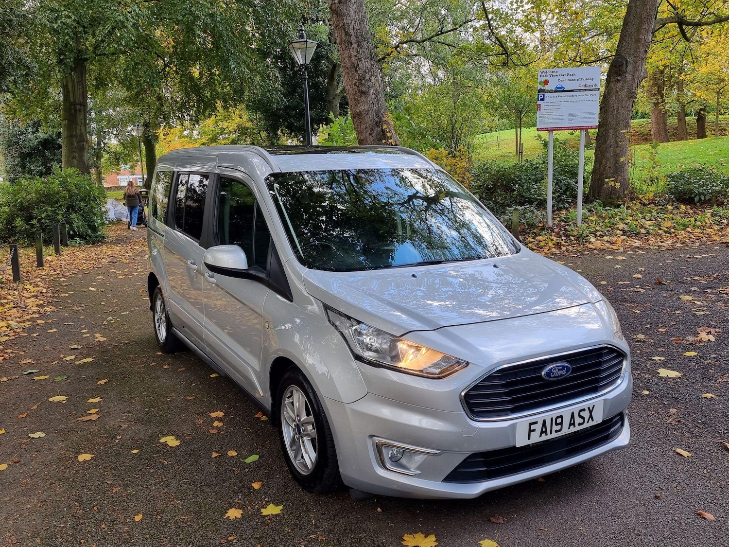 Used Ford Grand Tourneo Connect 2019 for sale - 77193198: Photo 4