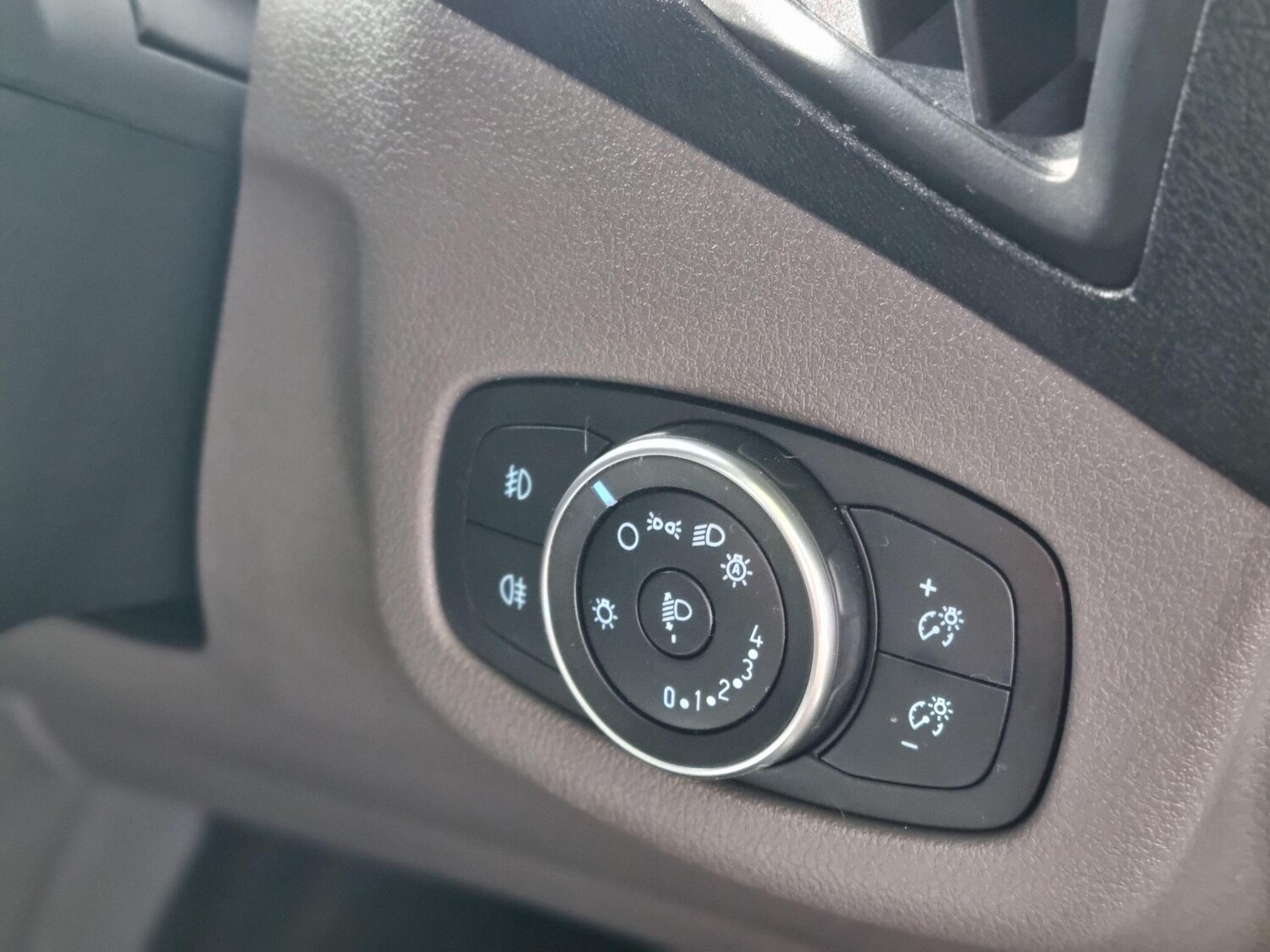 Used Ford Grand Tourneo Connect 2019 for sale - 77193198: Photo 50