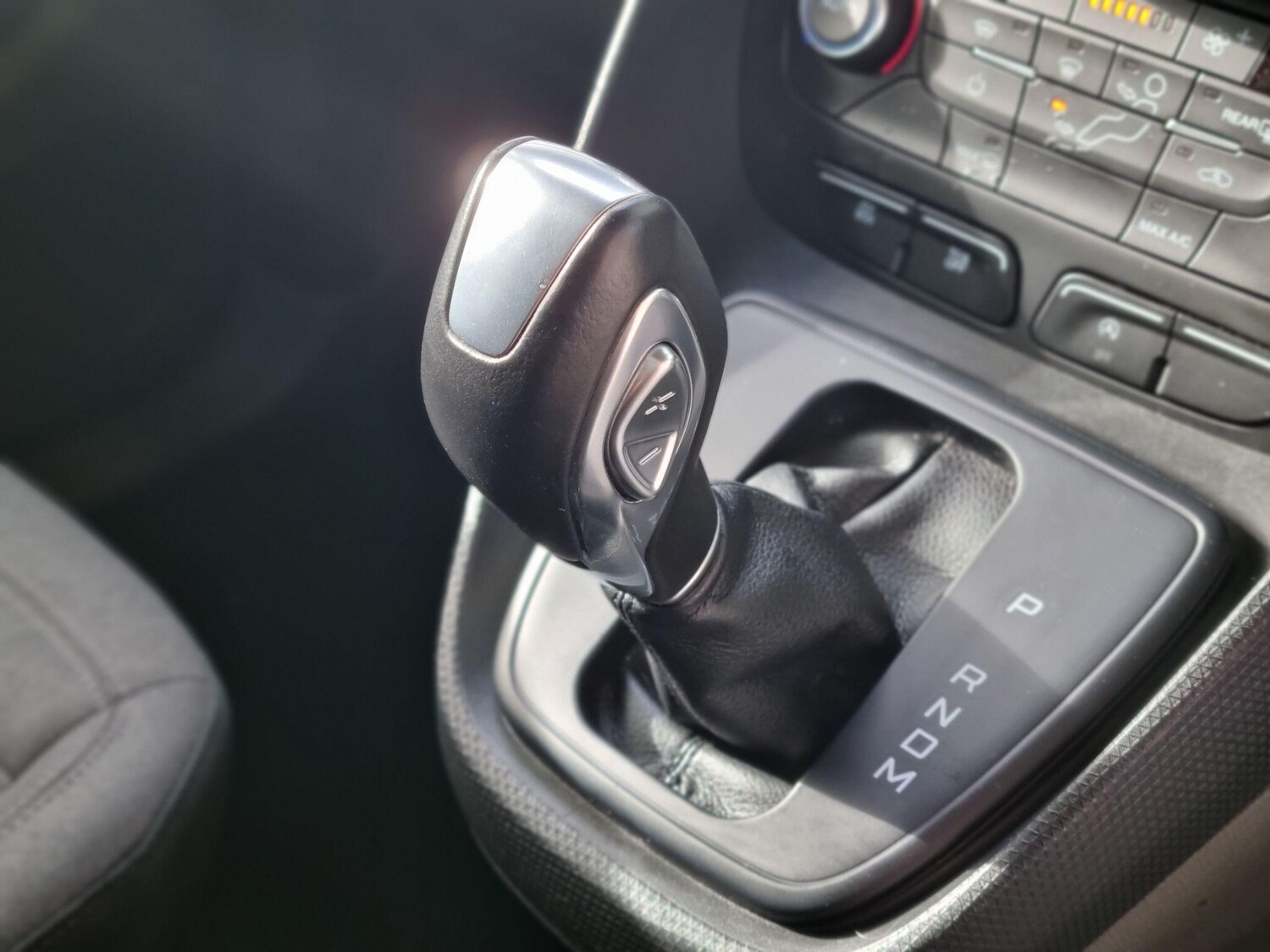 Used Ford Grand Tourneo Connect 2019 for sale - 77193198: Photo 52