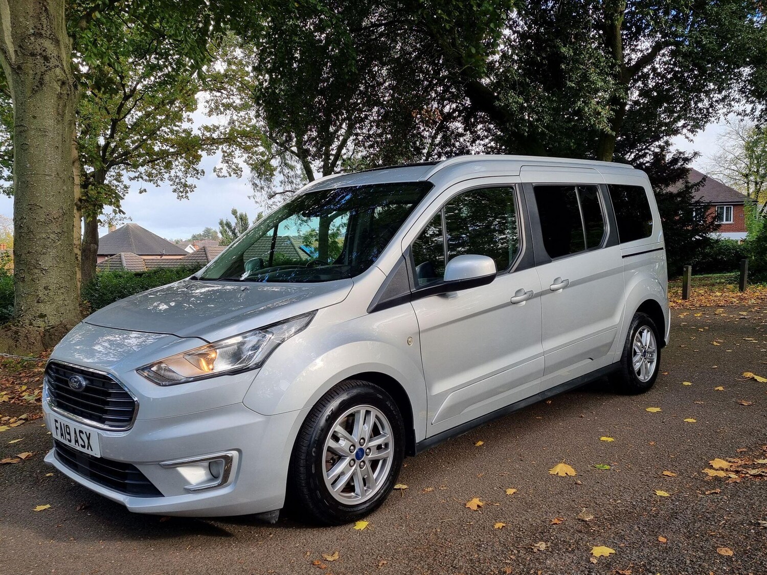 Used Ford Grand Tourneo Connect 2019 for sale - 77193198: Photo 8