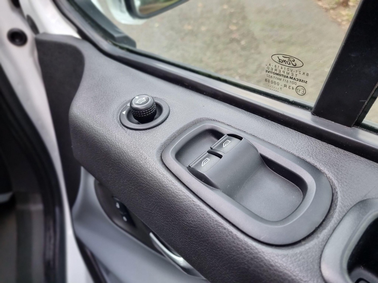 Used Ford Transit Custom 2017 for sale - 77202861: Photo 42