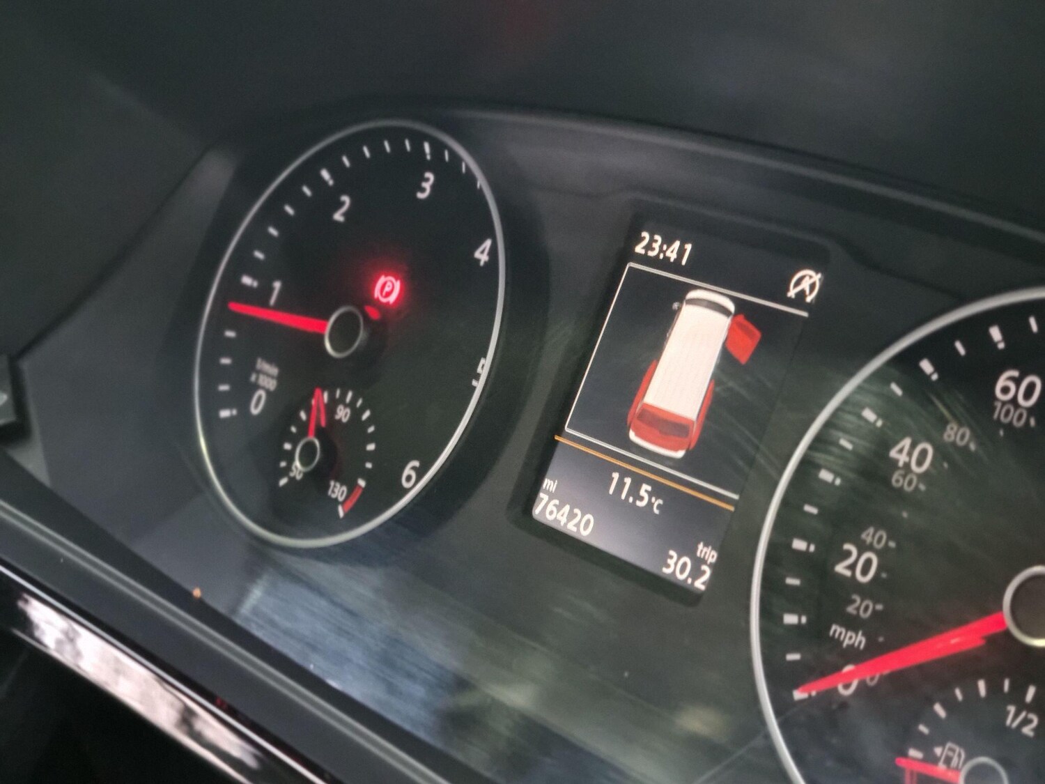 Used Volkswagen Caravelle 2016 for sale - 77193205: Photo 51