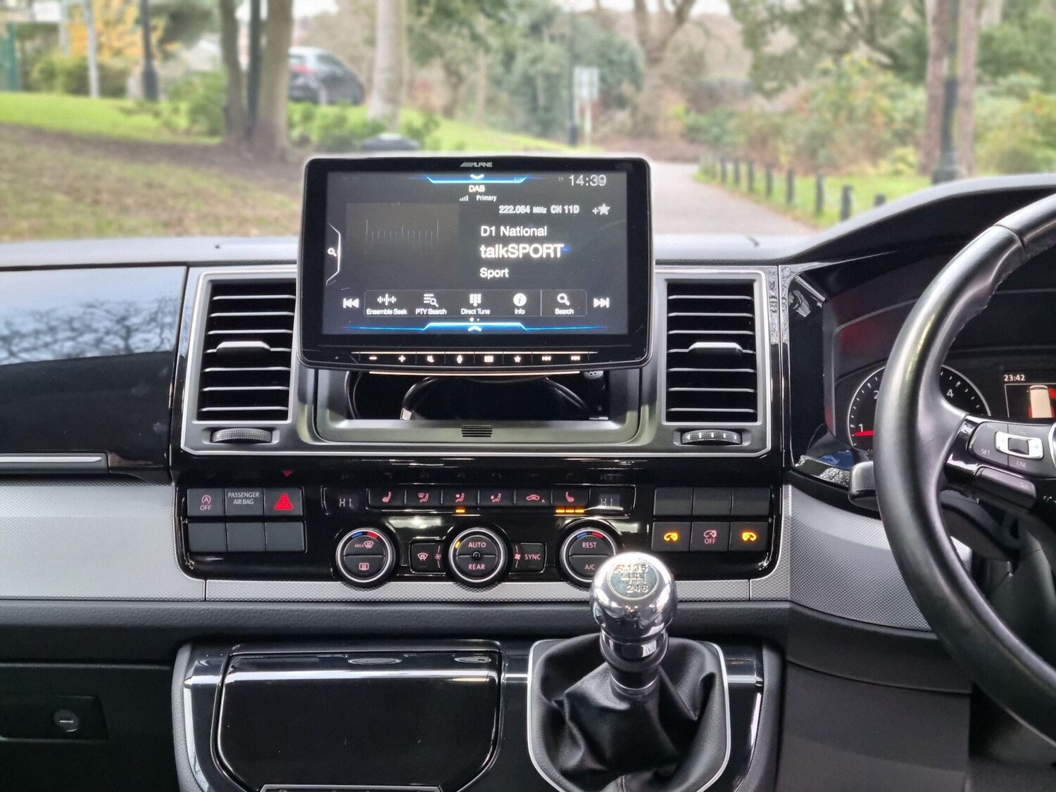 Used Volkswagen Caravelle 2016 for sale - 77193205: Photo 52