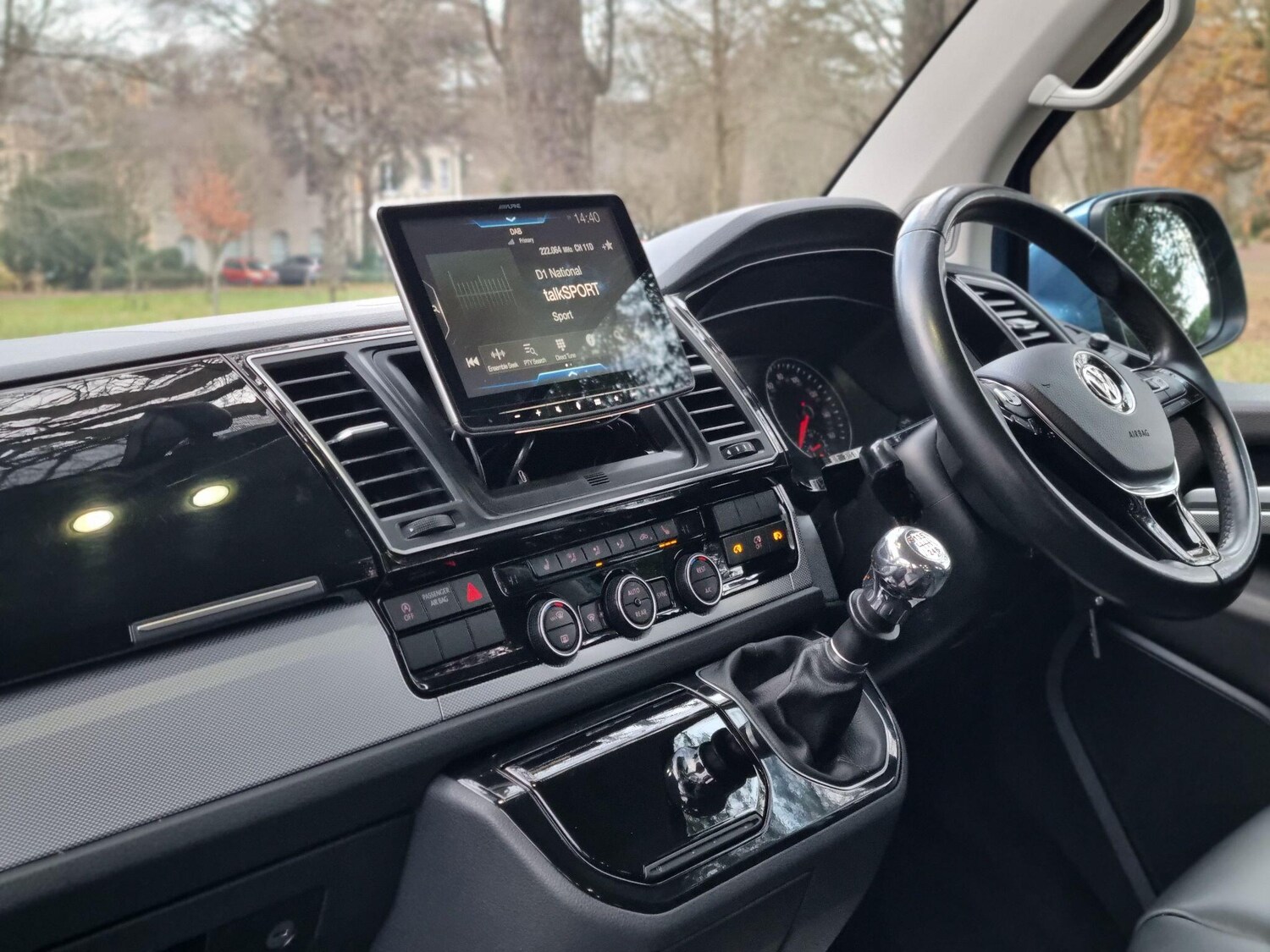 Used Volkswagen Caravelle 2016 for sale - 77193205: Photo 54