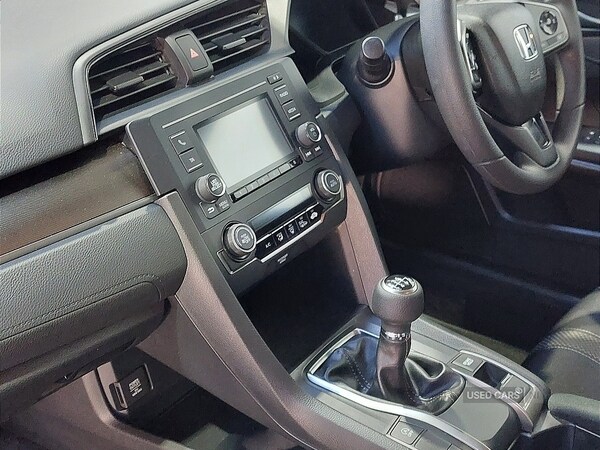 Used Honda Civic 2021 for sale - 76634440: Photo 32