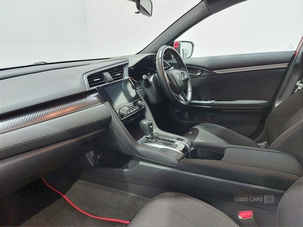 Used Honda Civic 2019 for sale - 76248103: Photo 2
