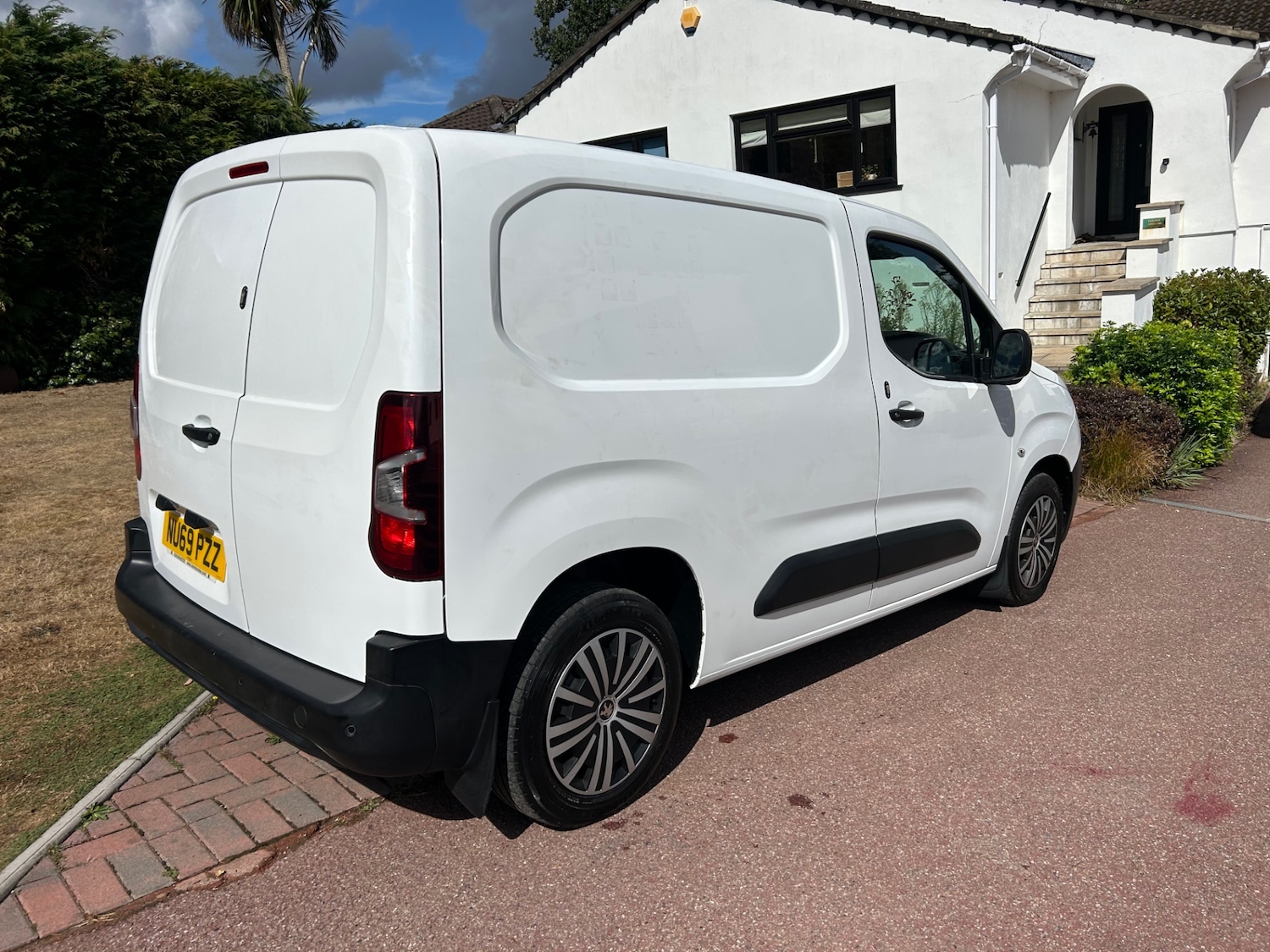 Vehicle 3