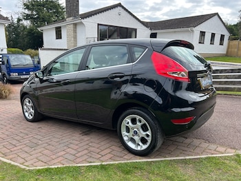 Used Ford Fiesta 2011 for sale - 77891856: Photo