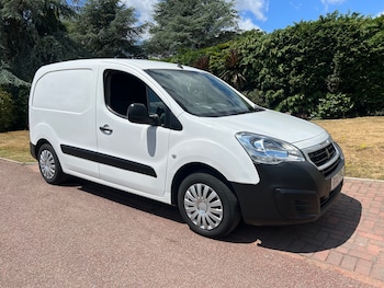 Used Peugeot Partner 2018 for sale - 75197251: Photo