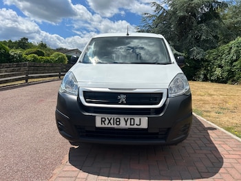 Used Peugeot Partner 2018 for sale - 75197251: Photo
