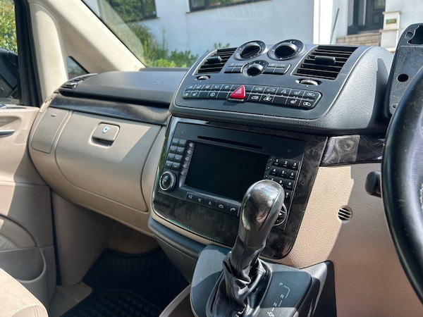 Used Mercedes-Benz Viano 2010 for sale - 75376608: Photo 17
