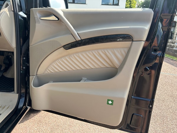 Used Mercedes-Benz Viano 2010 for sale - 75376608: Photo 18