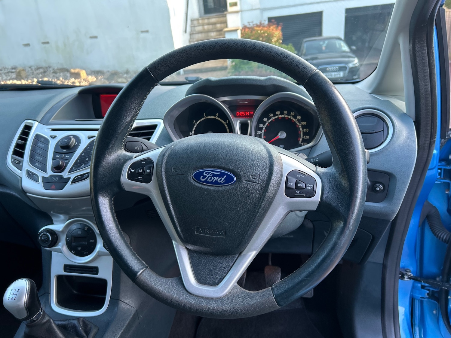 Used Ford Fiesta 2010 for sale - 77851773: Photo 19