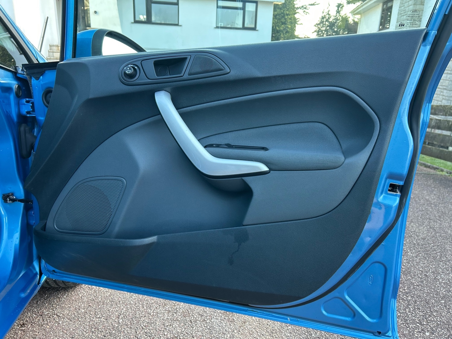 Used Ford Fiesta 2010 for sale - 77851773: Photo 21