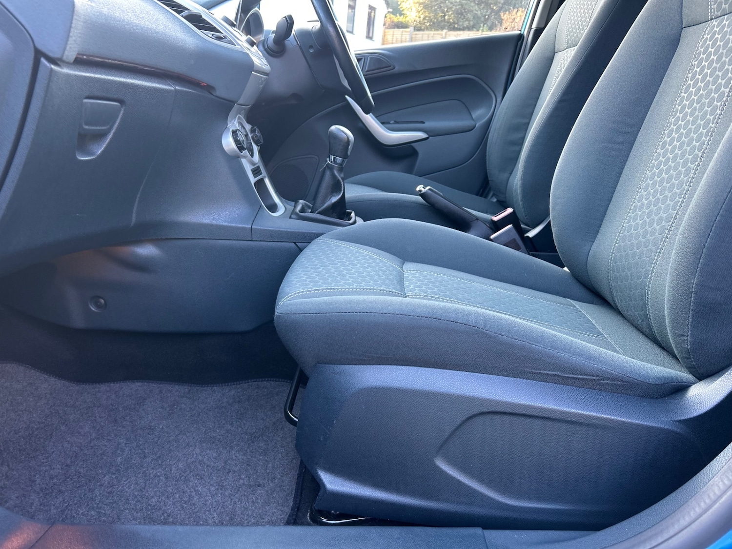 Used Ford Fiesta 2010 for sale - 77851773: Photo 27