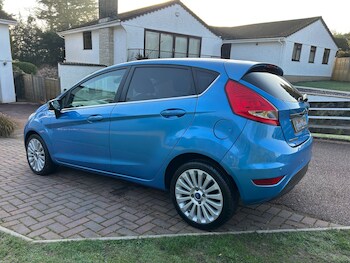 Used Ford Fiesta 2010 for sale - 77851773: Photo