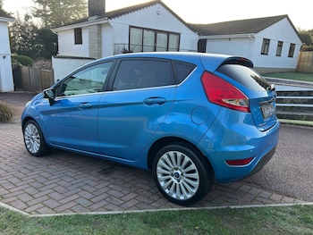 Used Ford Fiesta 2010 for sale - 77750486: Photo