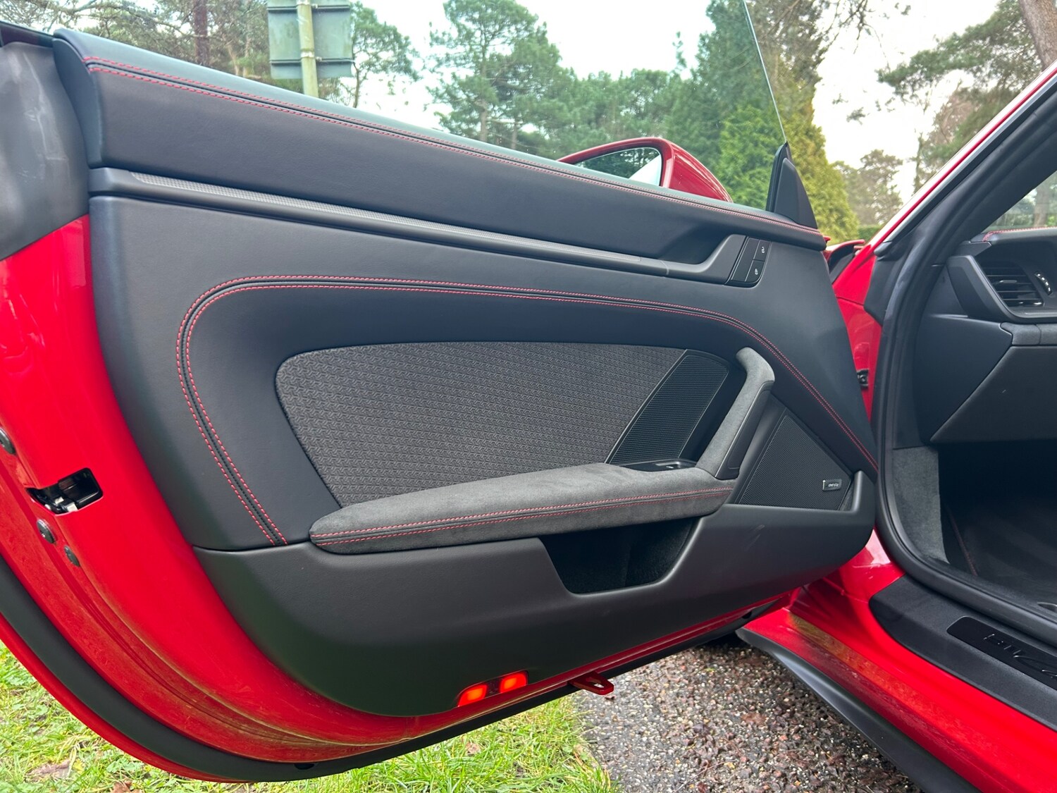 Used Porsche 911 2025 for sale - 76807100: Photo 37