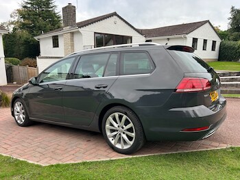 Used Volkswagen Golf 2018 for sale - 76305736: Photo
