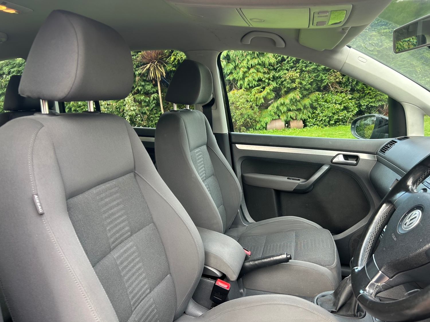 Used Volkswagen Touran 2009 for sale - 76324326: Photo 16