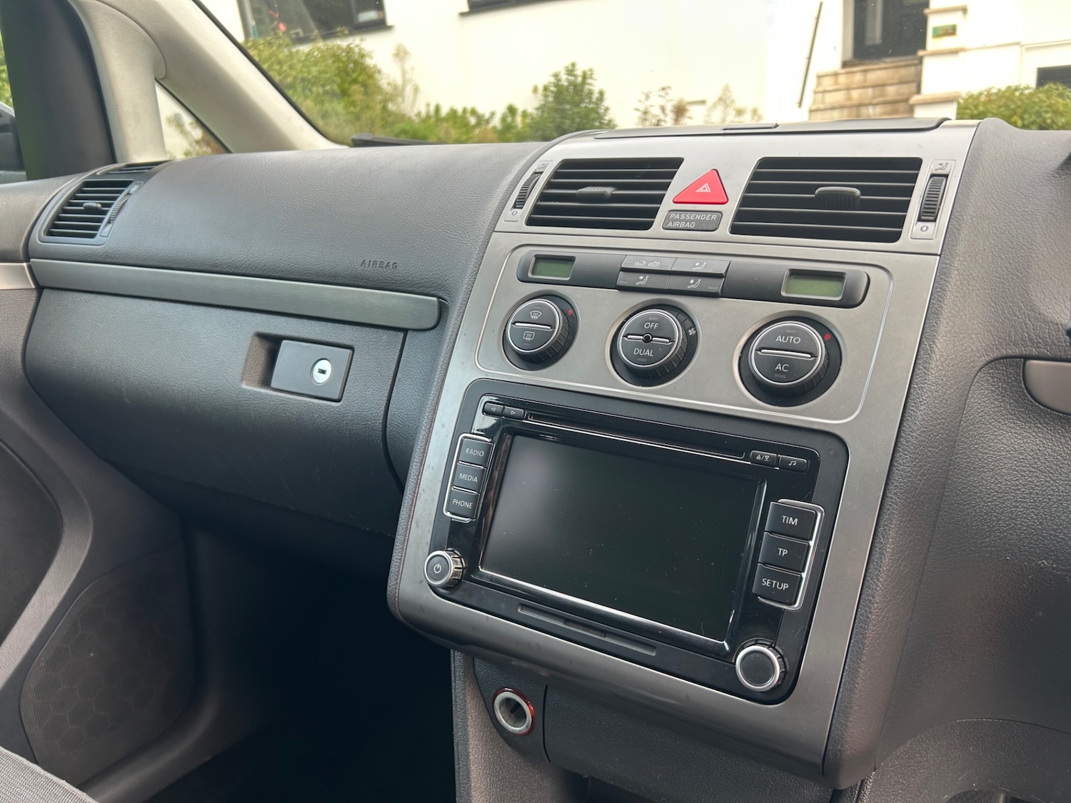 Used Volkswagen Touran 2009 for sale - 76324326: Photo 21