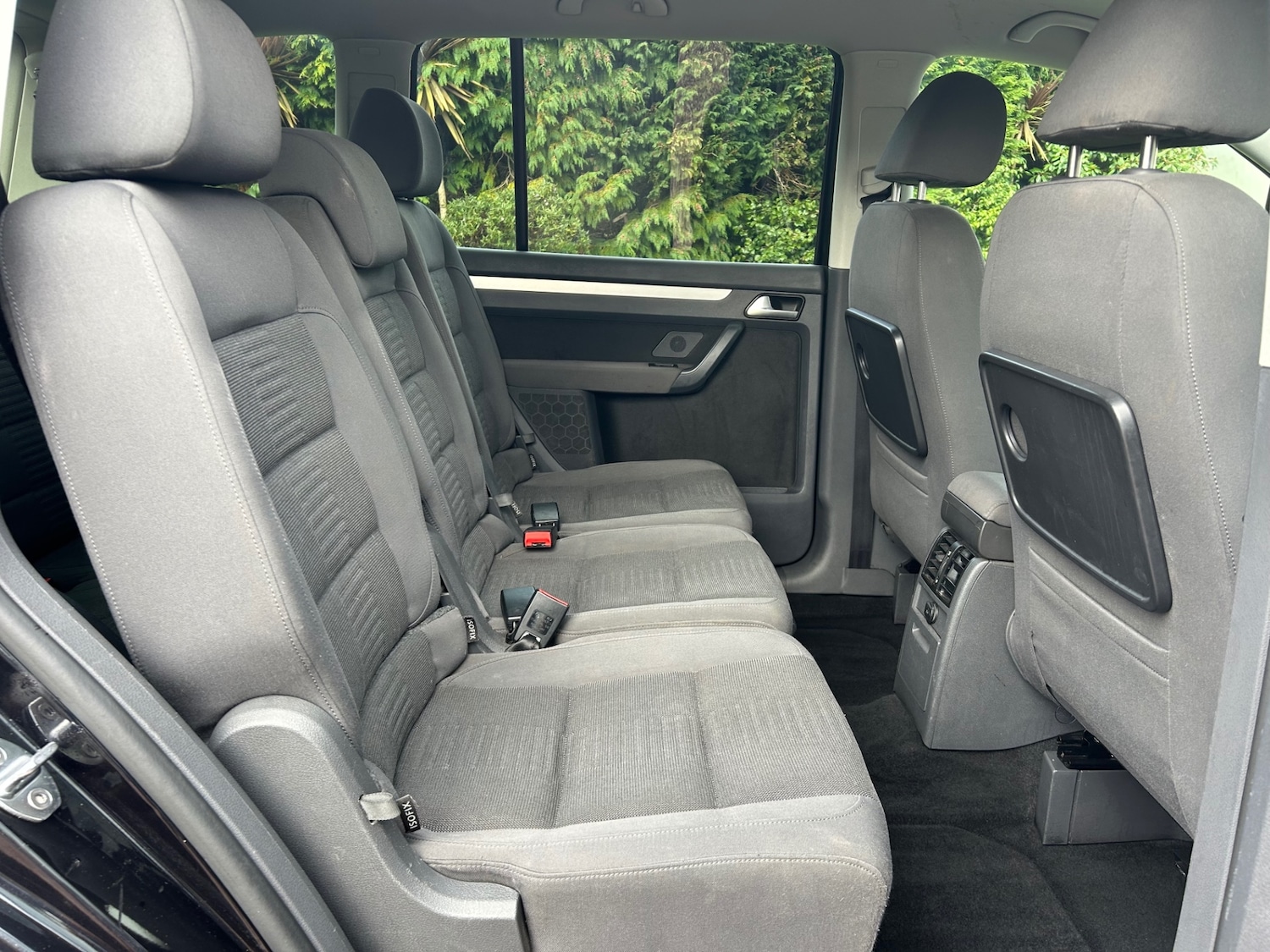 Used Volkswagen Touran 2009 for sale - 76324326: Photo 24